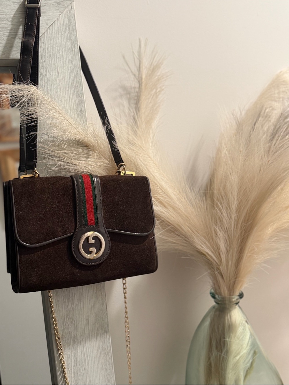 Vintage GUCCI Brown Suede Crossbody Shoulder Bag with Red-Green Stripe